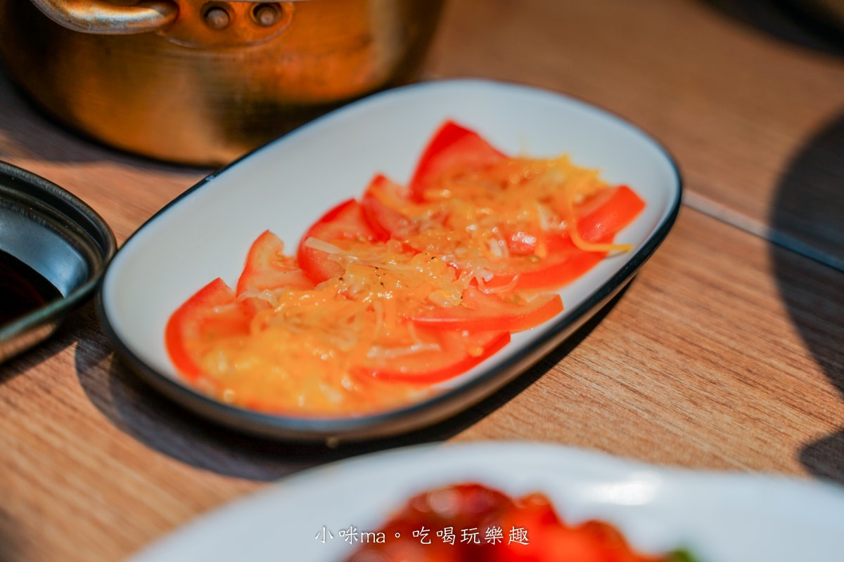 【台北美食】小班韓式烤腸|全台第一間超道地的烤牛腸、豬腸、醬蟹專賣店,起司雙拼太銷魂啦~(內含菜單),東區韓式料理 - 第30張圖 【台北美食】小班韓式烤腸|全台第一間超道地的烤牛腸、豬腸、醬蟹專賣店,起司雙拼太銷魂啦~(內含菜單),東區韓式料理