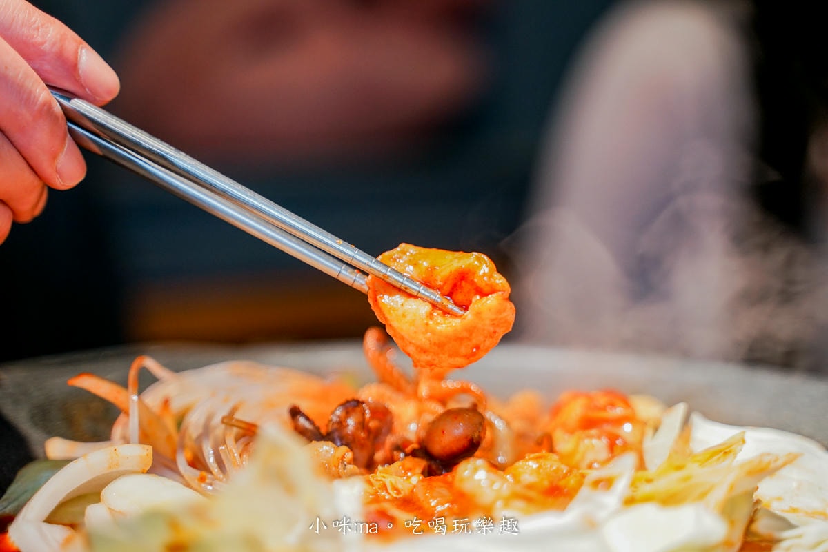 【台北美食】小班韓式烤腸|全台第一間超道地的烤牛腸、豬腸、醬蟹專賣店,起司雙拼太銷魂啦~(內含菜單),東區韓式料理 - 第39張圖 【台北美食】小班韓式烤腸|全台第一間超道地的烤牛腸、豬腸、醬蟹專賣店,起司雙拼太銷魂啦~(內含菜單),東區韓式料理
