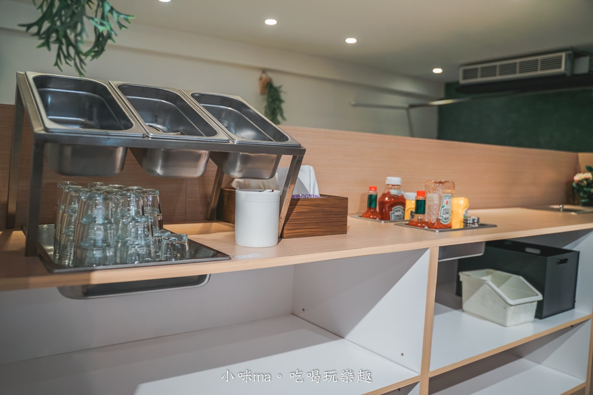 【東區早午餐】At.First More 早寓｜延吉街超人氣早午餐開新店啦！森林系空間、寵物友善、免服務費，大份量早午餐超又有飽足感，捷運忠孝敦化站