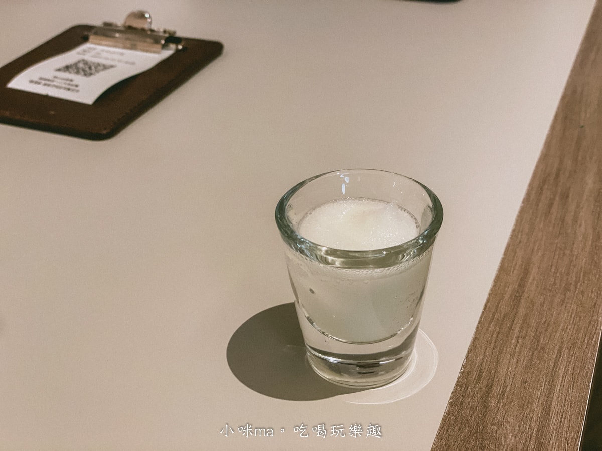 【內科美食】雞湯桑 Torisan 港墘店|雞湯大叔開的日式拉麵店!櫻花柚子湯頭清爽不膩口,捷運港墘站 - 第9張圖 【內科美食】雞湯桑 Torisan 港墘店|雞湯大叔開的日式拉麵店!櫻花柚子湯頭清爽不膩口,捷運港墘站