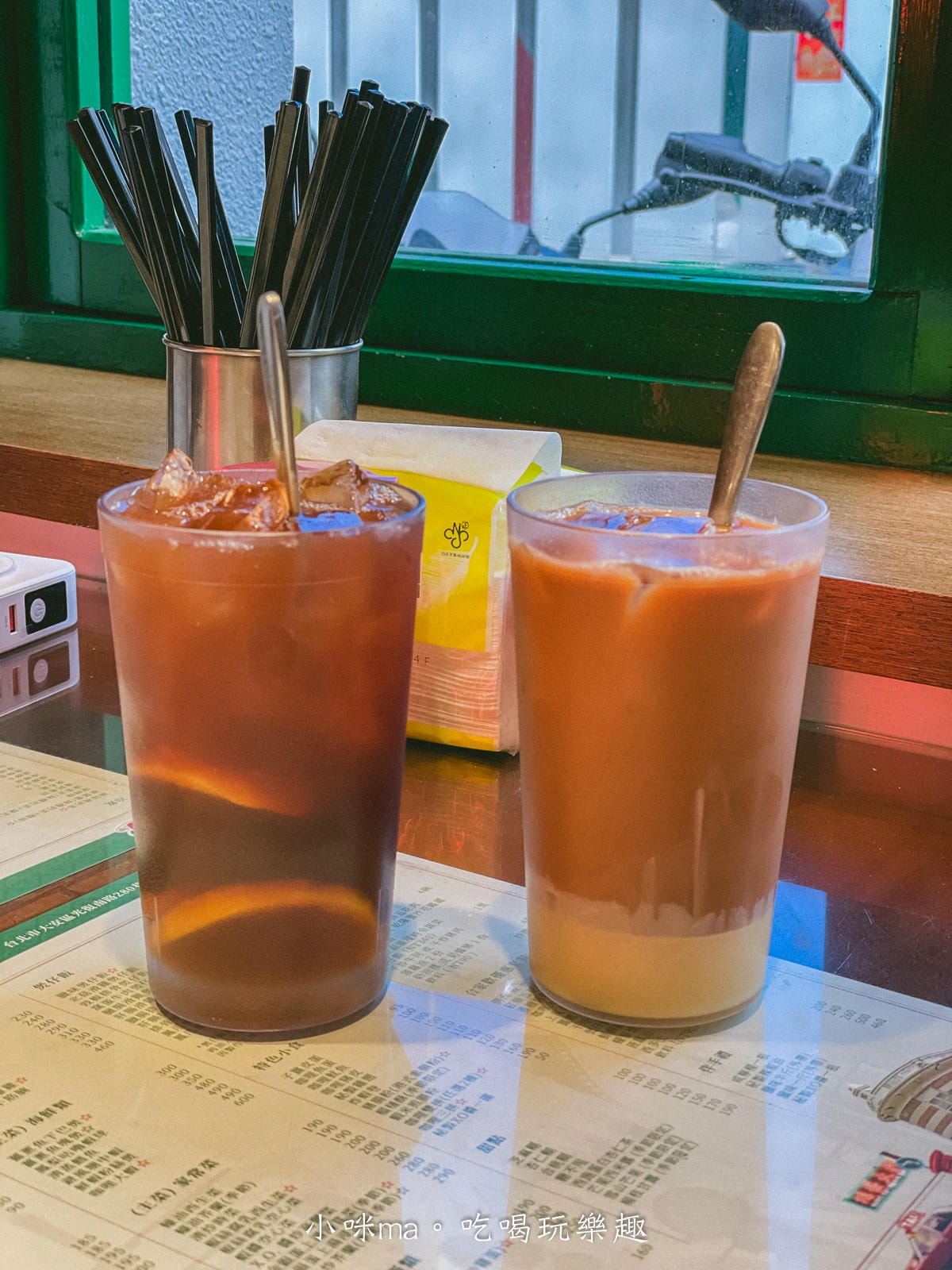港式飲品推薦-禾記茶餐廳-道地凍檸茶與凍茶走-台北港式飲料