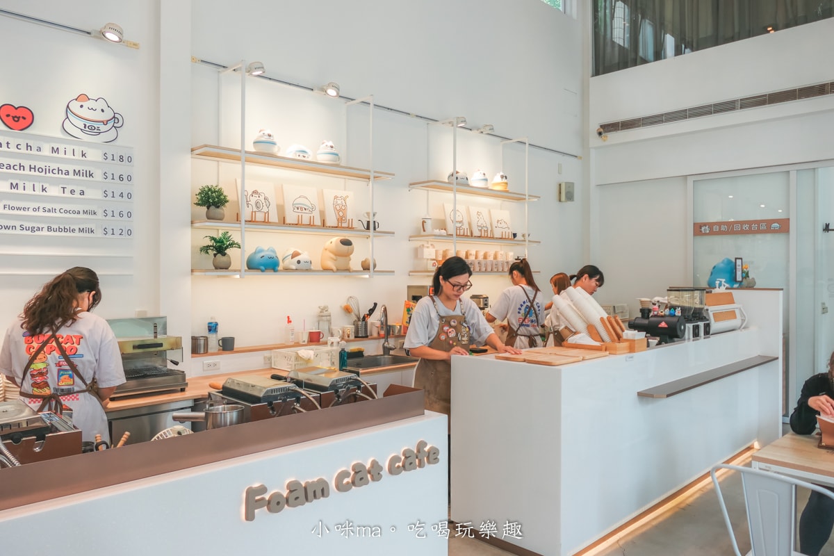 【台中美食】奶泡貓咖啡-民權店｜滿滿的咖波、奶泡貓超級療癒，讓貓貓蟲咖波陪你喝下午茶，台中景點
