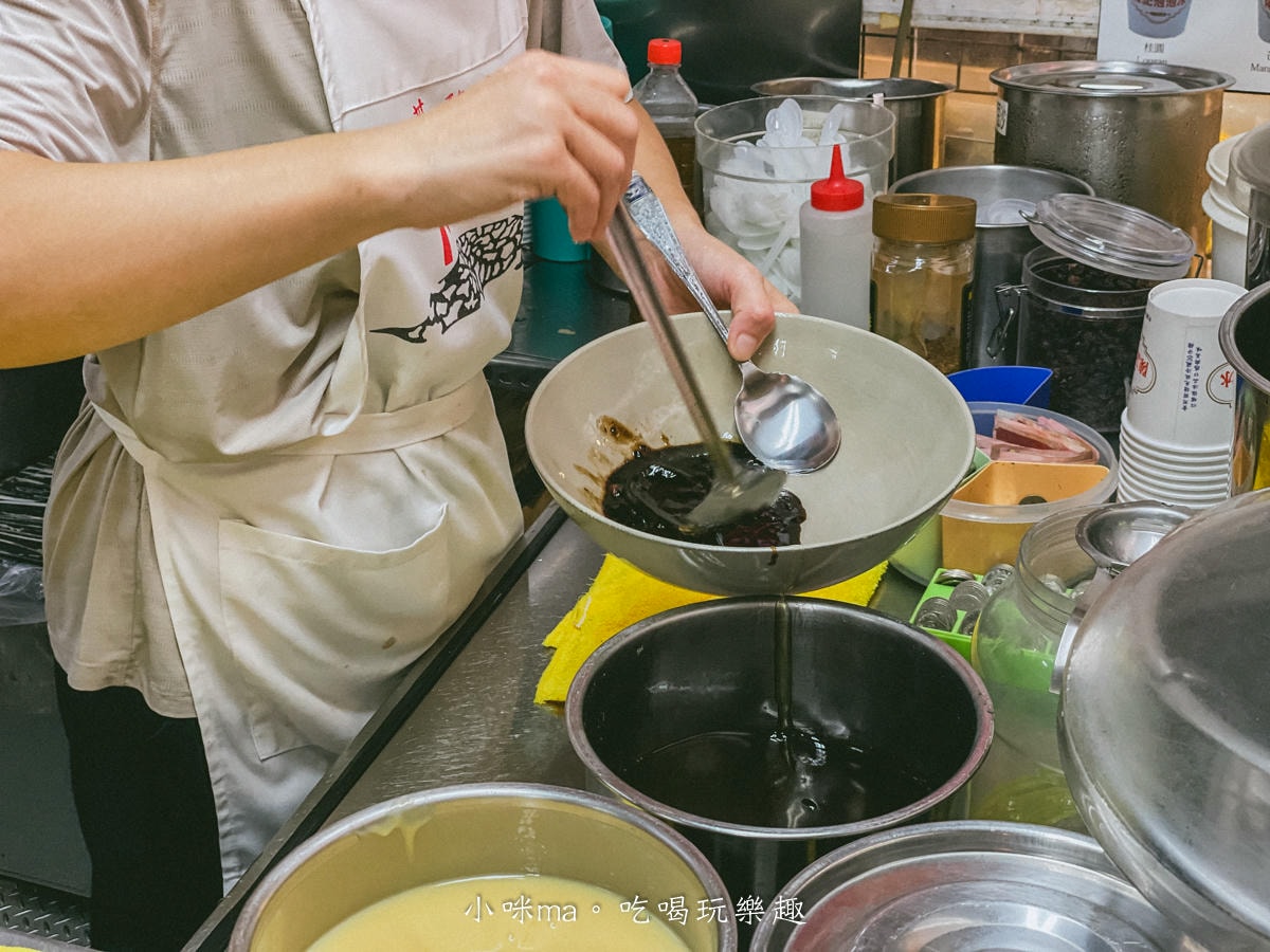 【基隆廟口美食】陳記泡泡冰創始店|基隆廟口41號老字號泡泡冰!18種口味現點現炒,基隆美食 - 第5張圖 【基隆廟口美食】陳記泡泡冰創始店|基隆廟口41號老字號泡泡冰!18種口味現點現炒,基隆美食