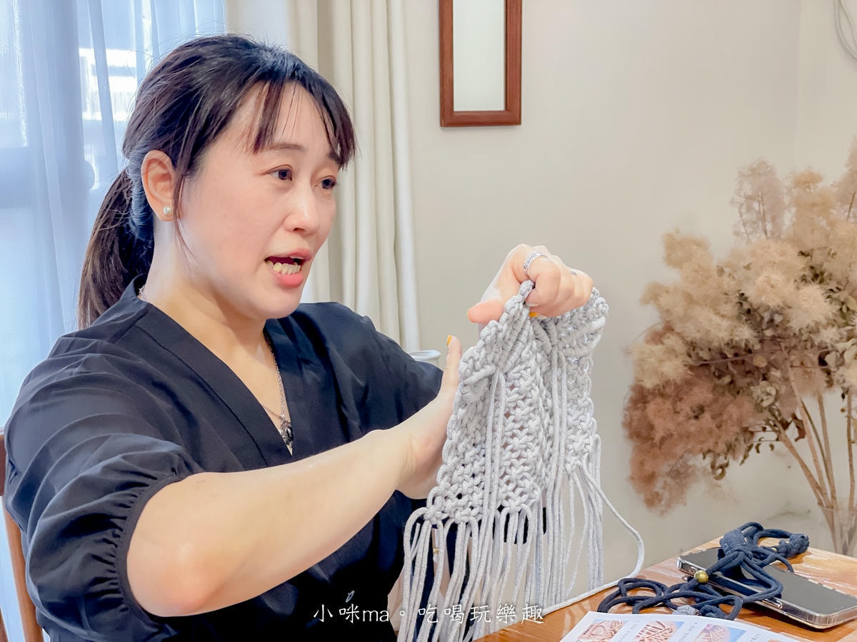 【編織課程】娜泥 手作編織|原創編織菱角包 一包3WAY背法!一堂課做出一個包成就感爆棚,初學者都能輕易上手!編織包手作課程推薦 - 第13張圖 【編織課程】娜泥 手作編織|原創編織菱角包 一包3WAY背法!一堂課做出一個包成就感爆棚,初學者都能輕易上手!編織包手作課程推薦