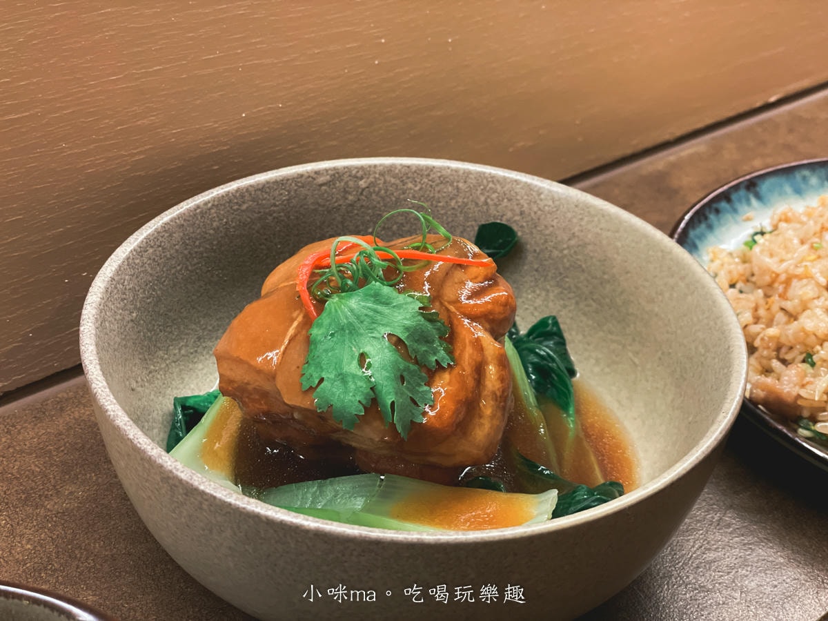 【桃園美食】玖樓 台菜|超復古的台菜小館,道地小份量手路菜,人少少也能開心吃!中壢美食/內壢美食 - 第15張圖 【桃園美食】玖樓 台菜|超復古的台菜小館,道地小份量手路菜,人少少也能開心吃!中壢美食/內壢美食