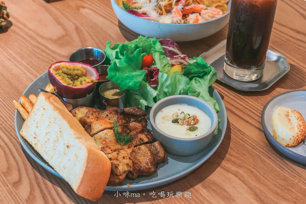 【桃園美食】CAFE STAY｜旅人咖啡新品牌，獨棟玻璃屋設計美翻 餐點好吃又好拍，近風禾公園