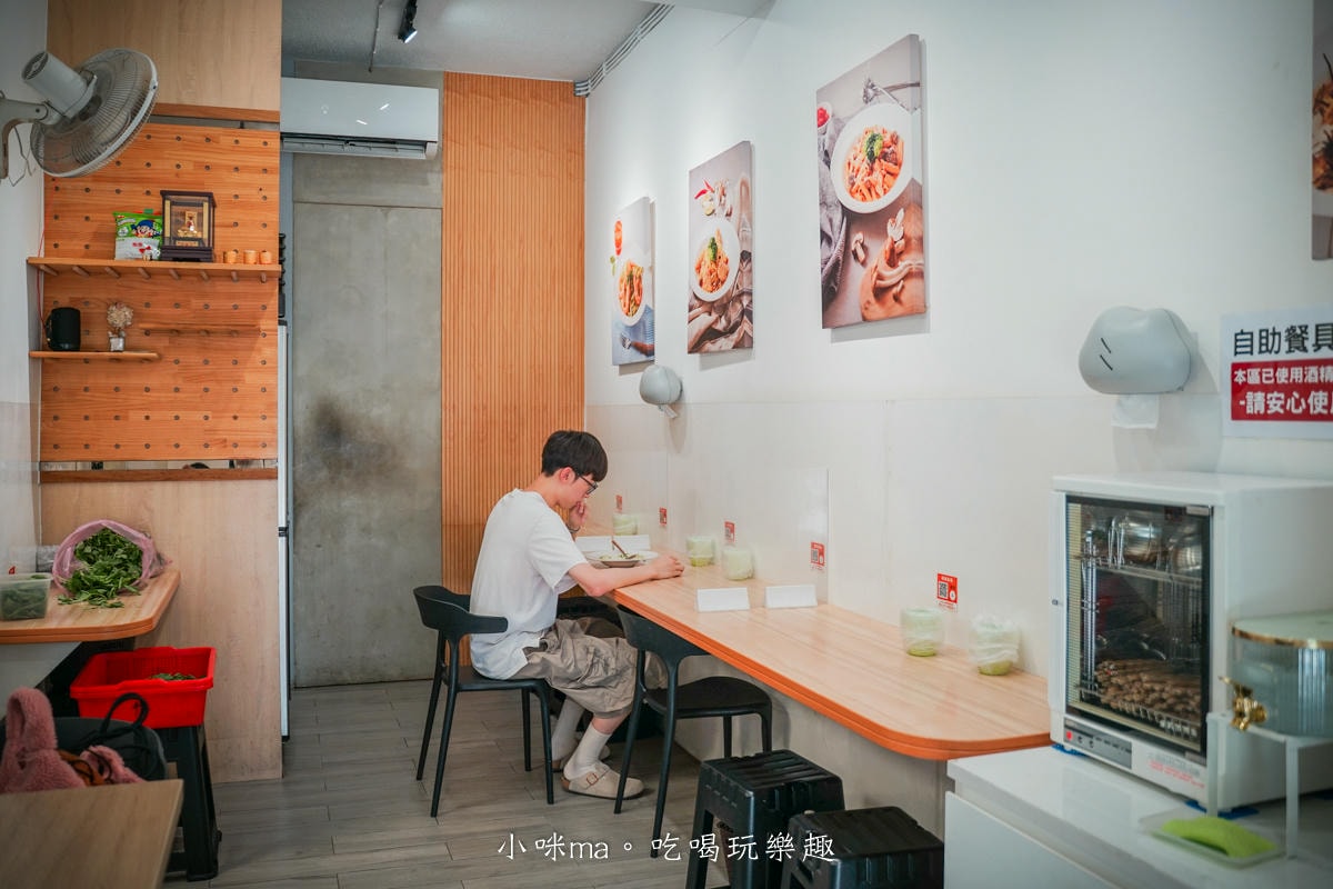 【板橋美食推薦】初義食午｜隱身新埔站巷弄的百元高CP值美食！9種醬料隨你搭，外帶外送都超夯
