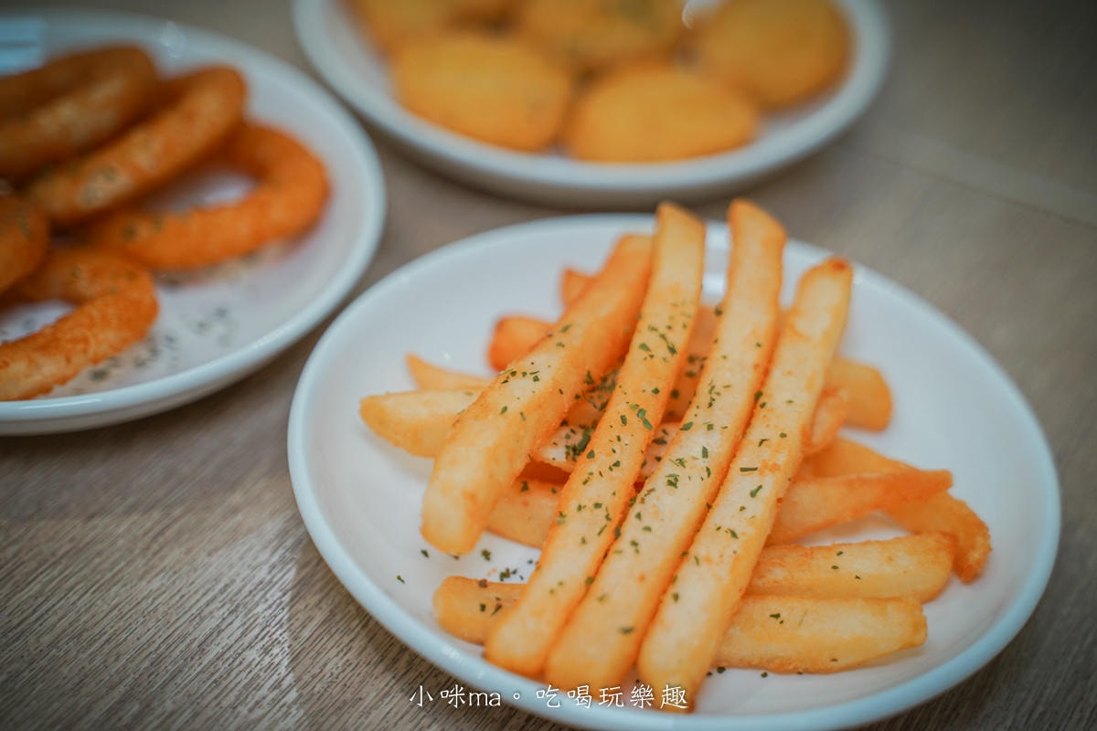 【板橋美食推薦】初義食午｜隱身新埔站巷弄的百元高CP值美食！9種醬料隨你搭，外帶外送都超夯