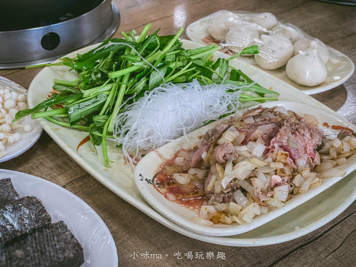 【金山美食】福緣火鍋|金山在地人氣小火鍋,開在中油旁邊有夠不起眼,連平日都要排隊,內附完整菜單 - 第19張圖 【金山美食】福緣火鍋|金山在地人氣小火鍋,開在中油旁邊有夠不起眼,連平日都要排隊,內附完整菜單