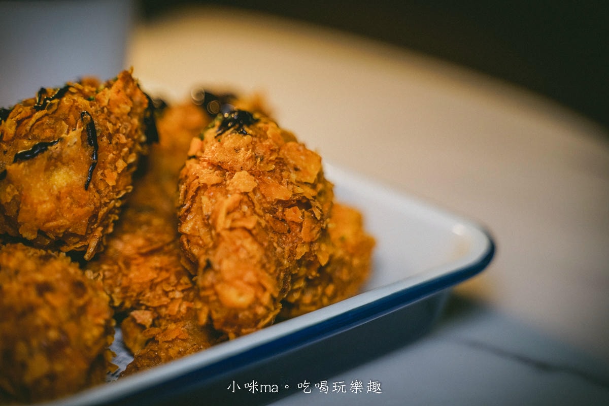 【板橋美食】The Wild Boar 野豬精釀啤酒餐酒館｜結合早午餐、義式料理、串燒的餐酒館，上百種精釀啤酒任你挑，google評論4.8顆星，捷運板橋站