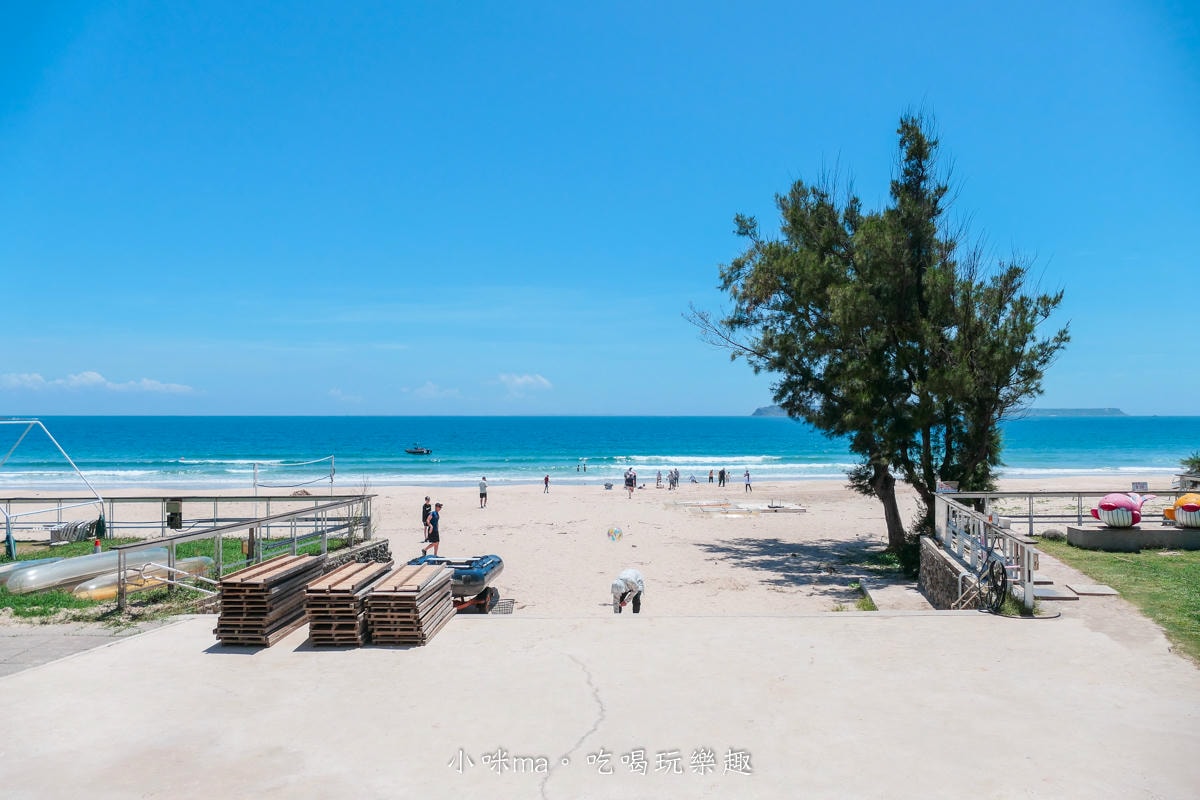 【澎湖美食】LANKA 藍卡景觀餐廳｜蒔裡沙灘旁最美的景觀餐廳，氛圍超chill，步行30秒直達海灘，還是寵物友善餐廳喔