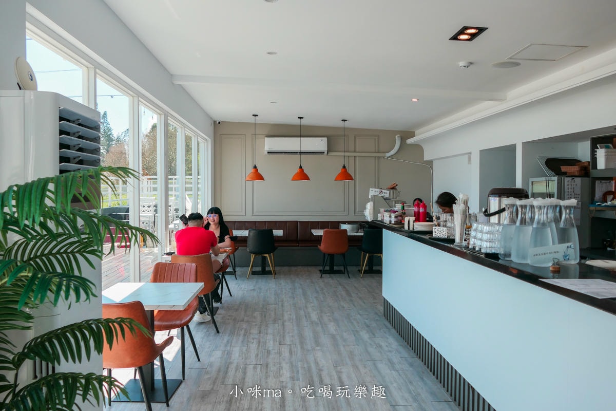 【澎湖美食】LANKA 藍卡景觀餐廳｜蒔裡沙灘旁最美的景觀餐廳，氛圍超chill，步行30秒直達海灘，還是寵物友善餐廳喔