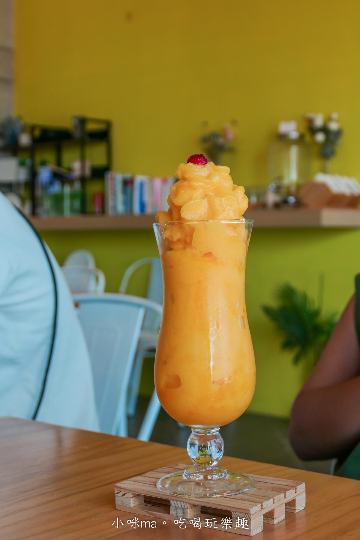 【澎湖美食】時咖啡 SHILICAFE｜推門就是大海，吹海風、喝咖啡 度假感瞬間拉滿，澎湖嵵裡沙灘旁的人氣咖啡廳