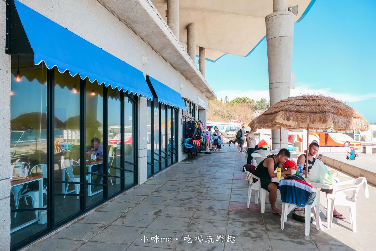 【澎湖美食】時咖啡 SHILICAFE｜推門就是大海，吹海風、喝咖啡 度假感瞬間拉滿，澎湖嵵裡沙灘旁的人氣咖啡廳