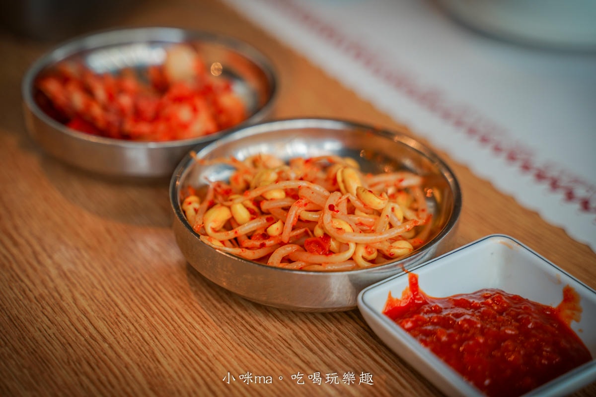 【韓式烤肉吃到飽】OKAY韓國烤肉｜499元暢快享韓式烤肉、炸雞、鍋物、小菜，韓味滿滿一次到位！中山站美食推薦