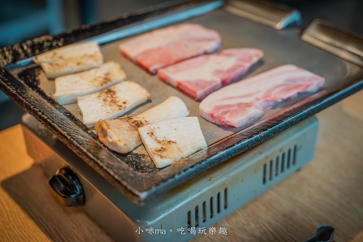 【韓式烤肉吃到飽】OKAY韓國烤肉｜499元暢快享韓式烤肉、炸雞、鍋物、小菜，韓味滿滿一次到位！中山站美食推薦