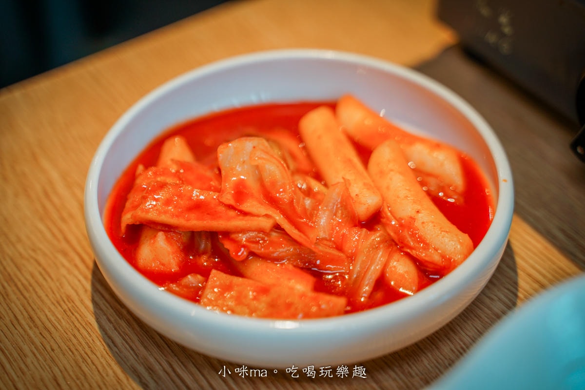 【韓式烤肉吃到飽】OKAY韓國烤肉｜499元暢快享韓式烤肉、炸雞、鍋物、小菜，韓味滿滿一次到位！中山站美食推薦