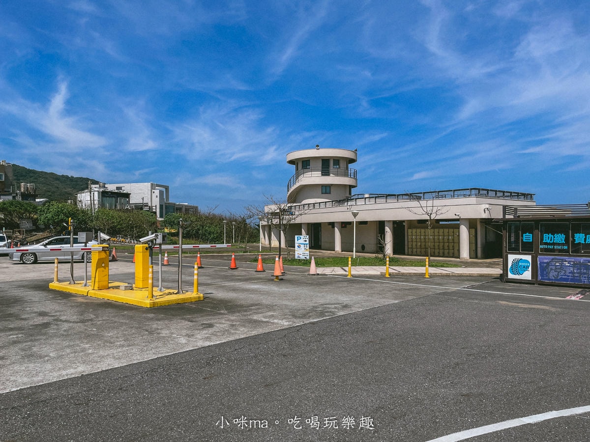 【北海岸海景咖啡廳】小日波 Little Ripple|金山純白希臘風建築+千層蛋糕必吃!菜單、停車資訊 - 第2張圖 【北海岸海景咖啡廳】小日波 Little Ripple|金山純白希臘風建築+千層蛋糕必吃!菜單、停車資訊