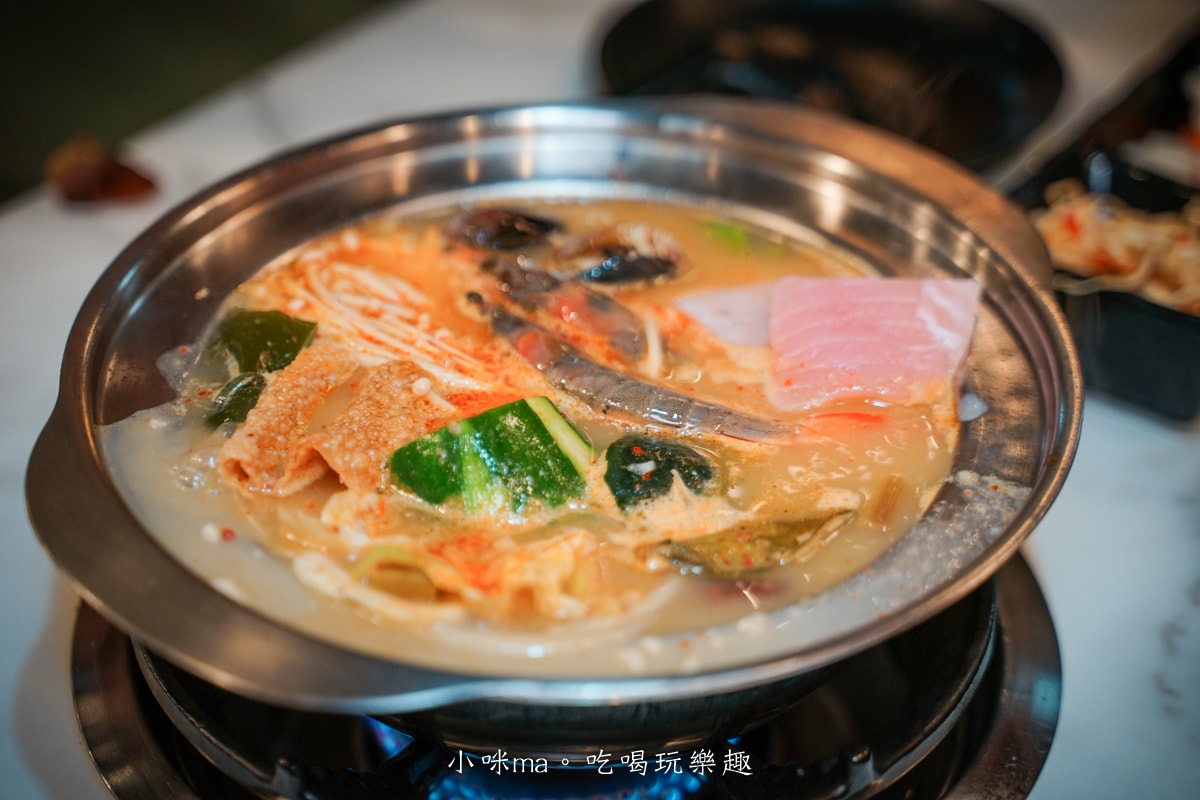 【中和火鍋推薦】焱焱燒鍋銅盤・鍋物｜積穗夜市高CP值火鍋吃到飽，銅盤烤肉＋火鍋一次滿足！