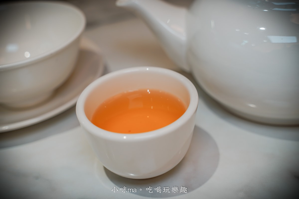 【北投明德站美食】左爺爺風味小館｜家常菜紅燒獅子頭超下飯！南洋咖哩雞、法式牛粒都必點～近捷運明德站、附停車資訊