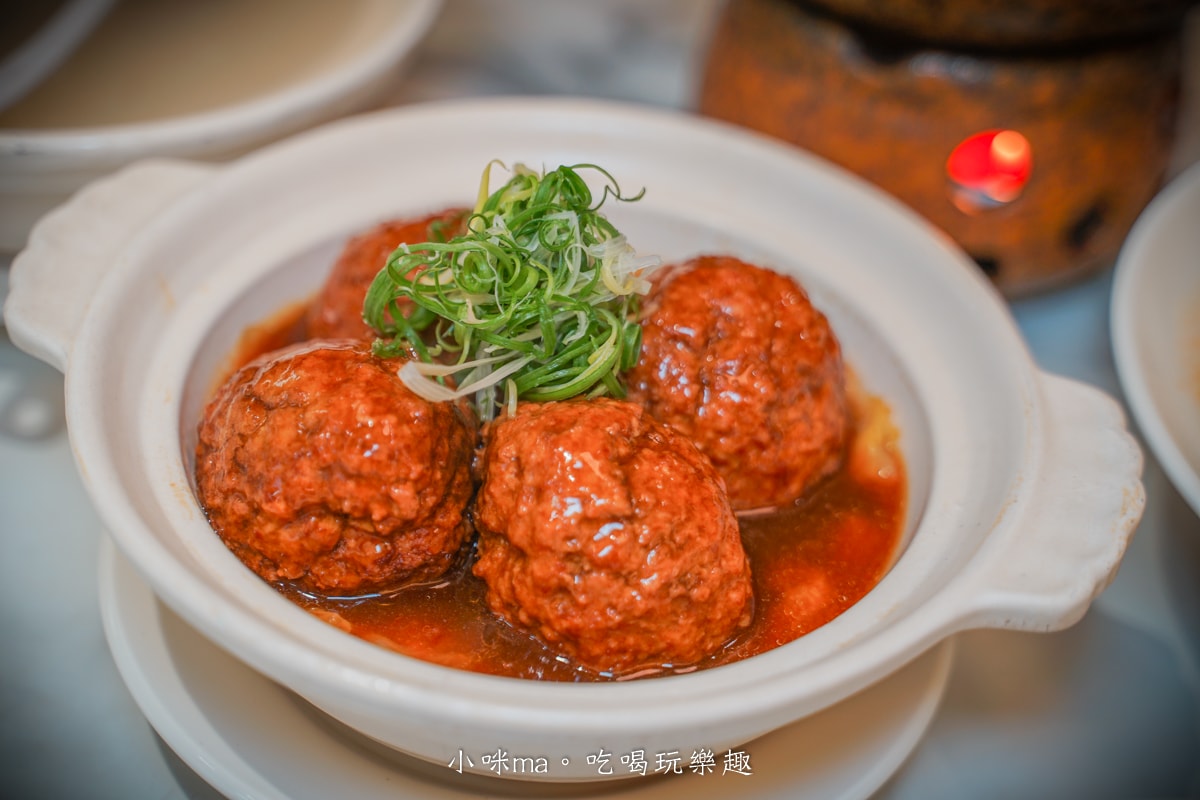 【北投明德站美食】左爺爺風味小館｜家常菜紅燒獅子頭超下飯！南洋咖哩雞、法式牛粒都必點～近捷運明德站、附停車資訊