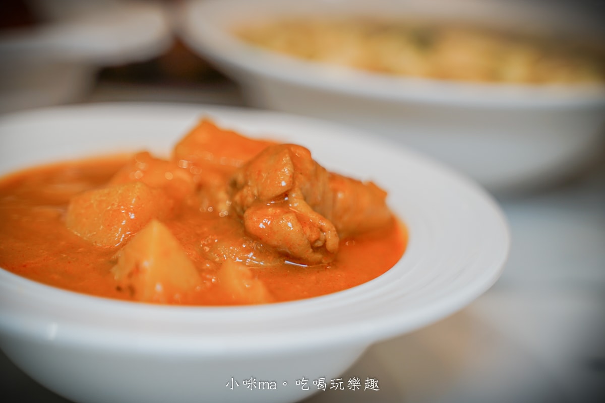 【北投明德站美食】左爺爺風味小館｜家常菜紅燒獅子頭超下飯！南洋咖哩雞、法式牛粒都必點～近捷運明德站、附停車資訊