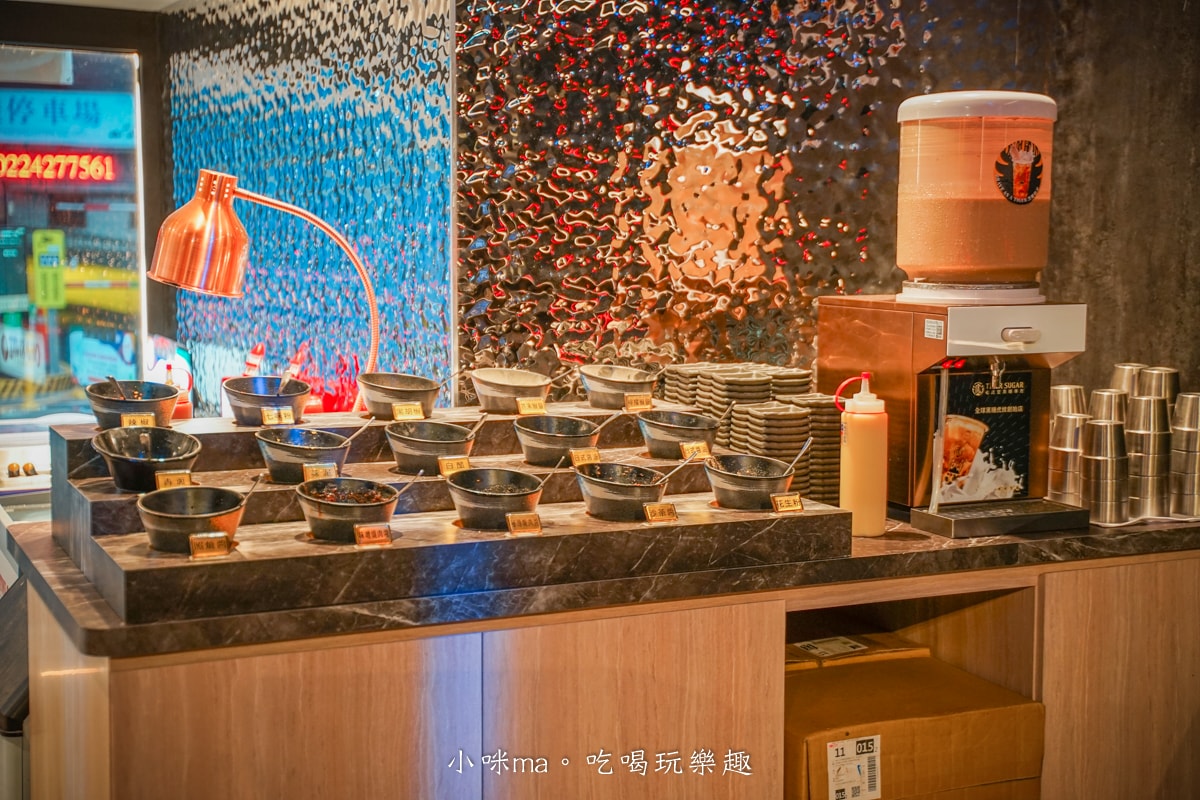 【基隆吃到飽推薦】赤富士日式無煙燒肉鍋物-基隆店|和牛、海鮮一次滿足!高CP值燒肉鍋物吃到飽太誇張! - 第7張圖 【基隆吃到飽推薦】赤富士日式無煙燒肉鍋物-基隆店|和牛、海鮮一次滿足!高CP值燒肉鍋物吃到飽太誇張!
