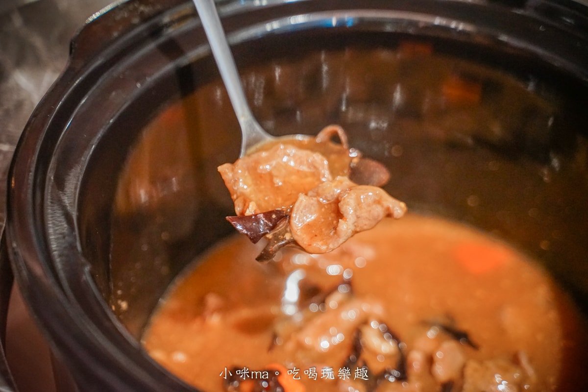 【基隆吃到飽推薦】赤富士日式無煙燒肉鍋物-基隆店|和牛、海鮮一次滿足!高CP值燒肉鍋物吃到飽太誇張! - 第17張圖 【基隆吃到飽推薦】赤富士日式無煙燒肉鍋物-基隆店|和牛、海鮮一次滿足!高CP值燒肉鍋物吃到飽太誇張!