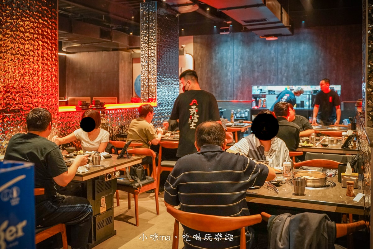 【基隆吃到飽推薦】赤富士日式無煙燒肉鍋物-基隆店|和牛、海鮮一次滿足!高CP值燒肉鍋物吃到飽太誇張! - 第5張圖 【基隆吃到飽推薦】赤富士日式無煙燒肉鍋物-基隆店|和牛、海鮮一次滿足!高CP值燒肉鍋物吃到飽太誇張!