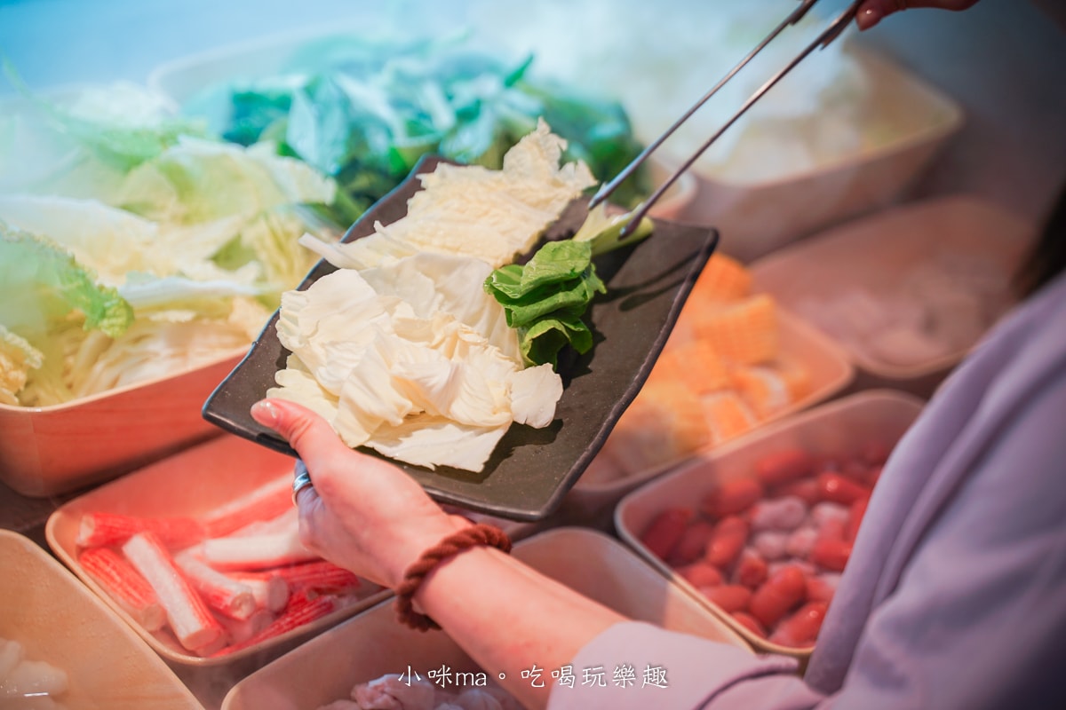 【基隆吃到飽推薦】赤富士日式無煙燒肉鍋物-基隆店|和牛、海鮮一次滿足!高CP值燒肉鍋物吃到飽太誇張! - 第12張圖 【基隆吃到飽推薦】赤富士日式無煙燒肉鍋物-基隆店|和牛、海鮮一次滿足!高CP值燒肉鍋物吃到飽太誇張!