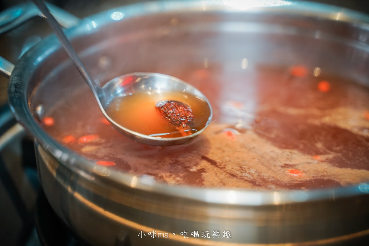 【基隆吃到飽推薦】赤富士日式無煙燒肉鍋物-基隆店|和牛、海鮮一次滿足!高CP值燒肉鍋物吃到飽太誇張! - 第26張圖 【基隆吃到飽推薦】赤富士日式無煙燒肉鍋物-基隆店|和牛、海鮮一次滿足!高CP值燒肉鍋物吃到飽太誇張!