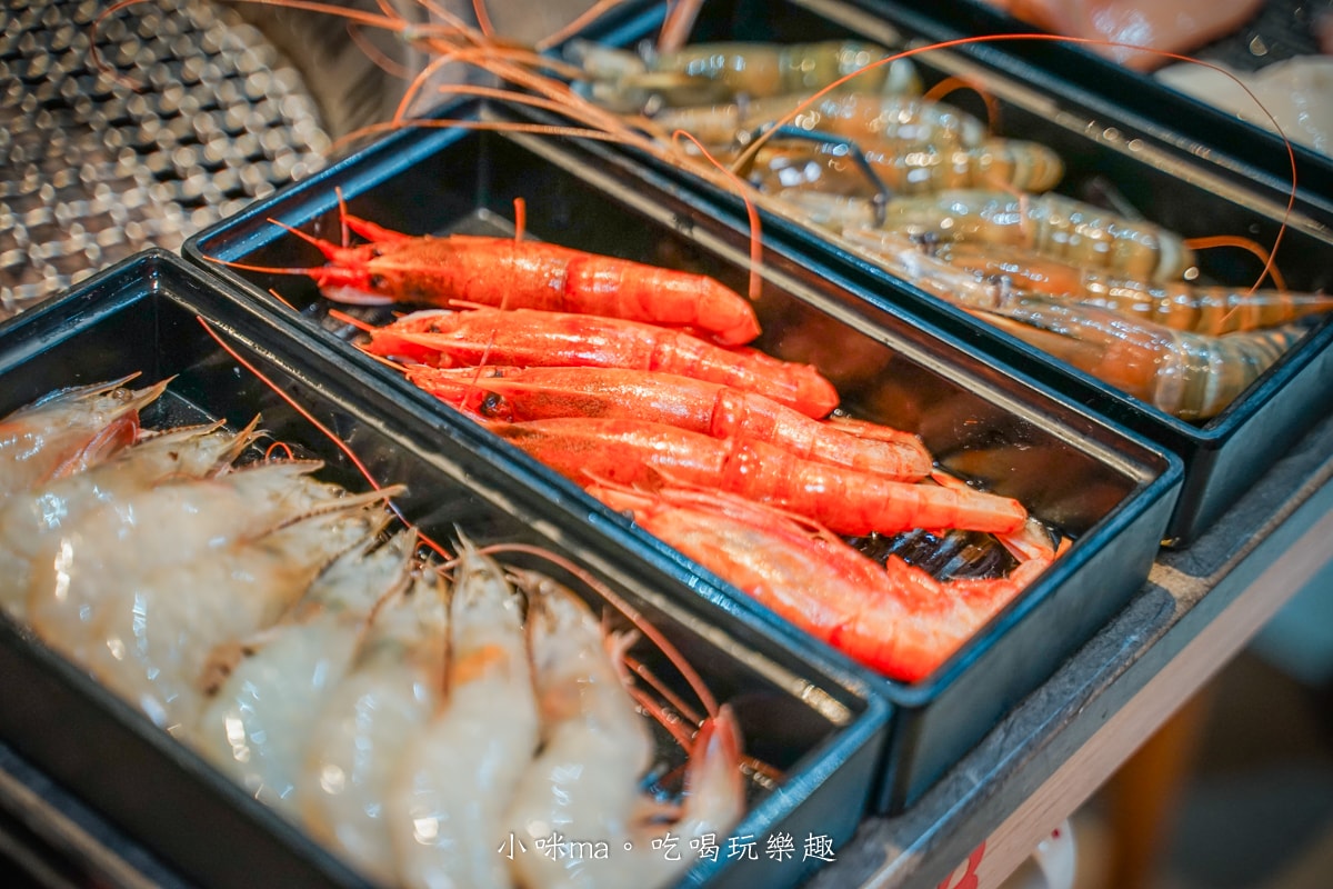 【基隆吃到飽推薦】赤富士日式無煙燒肉鍋物-基隆店|和牛、海鮮一次滿足!高CP值燒肉鍋物吃到飽太誇張! - 第52張圖 【基隆吃到飽推薦】赤富士日式無煙燒肉鍋物-基隆店|和牛、海鮮一次滿足!高CP值燒肉鍋物吃到飽太誇張!