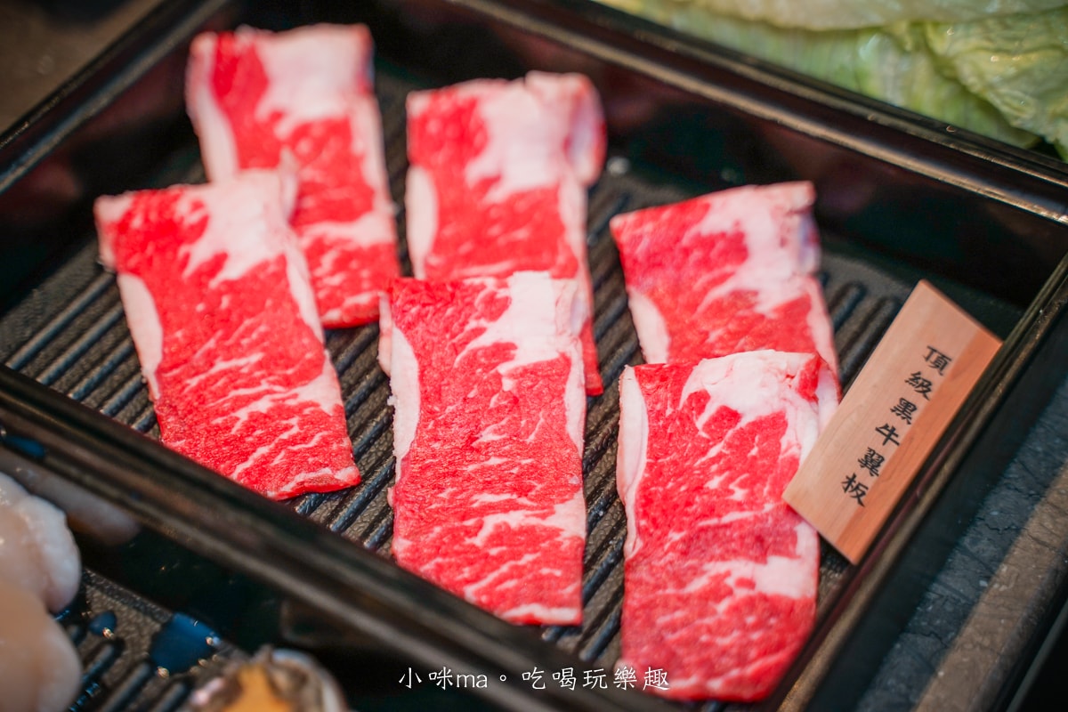 【基隆吃到飽推薦】赤富士日式無煙燒肉鍋物-基隆店|和牛、海鮮一次滿足!高CP值燒肉鍋物吃到飽太誇張! - 第49張圖 【基隆吃到飽推薦】赤富士日式無煙燒肉鍋物-基隆店|和牛、海鮮一次滿足!高CP值燒肉鍋物吃到飽太誇張!
