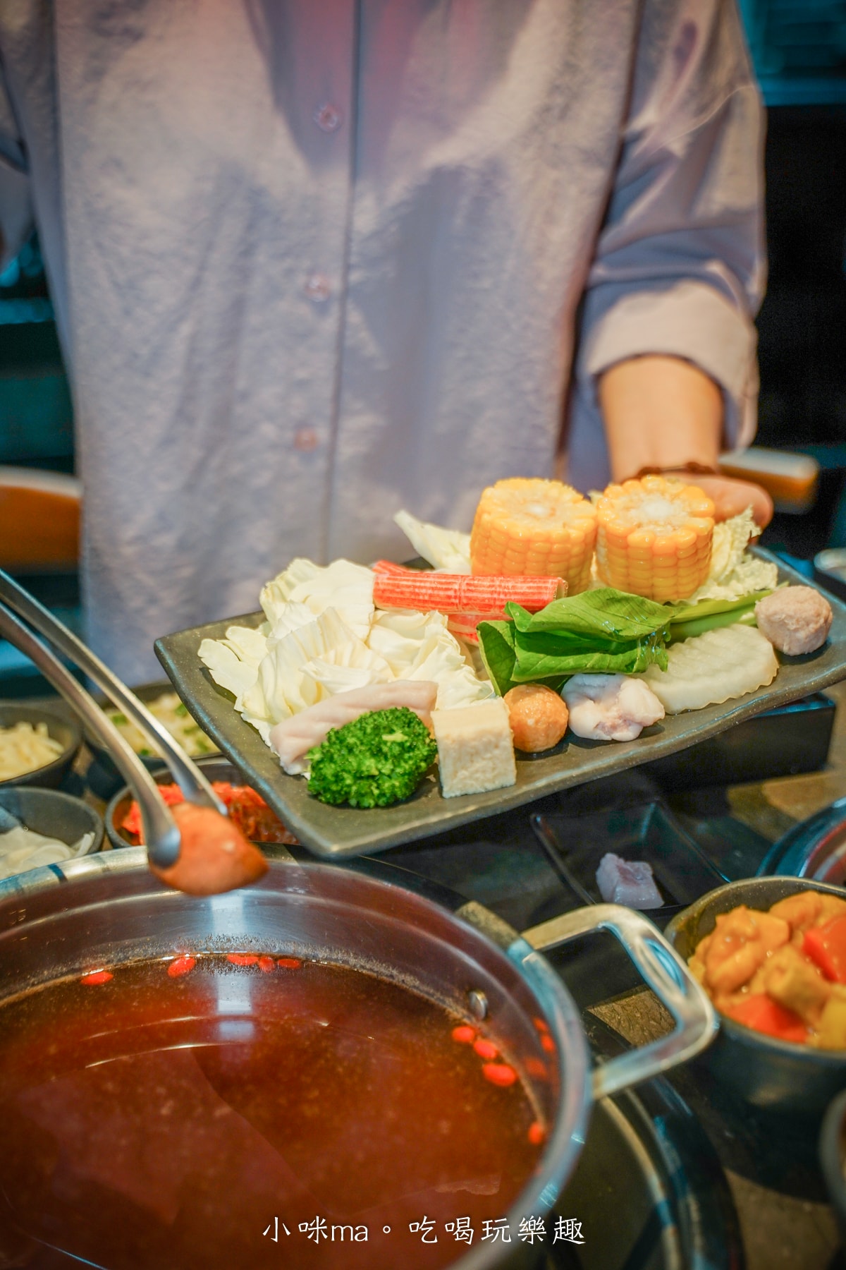 【基隆吃到飽推薦】赤富士日式無煙燒肉鍋物-基隆店|和牛、海鮮一次滿足!高CP值燒肉鍋物吃到飽太誇張! - 第27張圖 【基隆吃到飽推薦】赤富士日式無煙燒肉鍋物-基隆店|和牛、海鮮一次滿足!高CP值燒肉鍋物吃到飽太誇張!