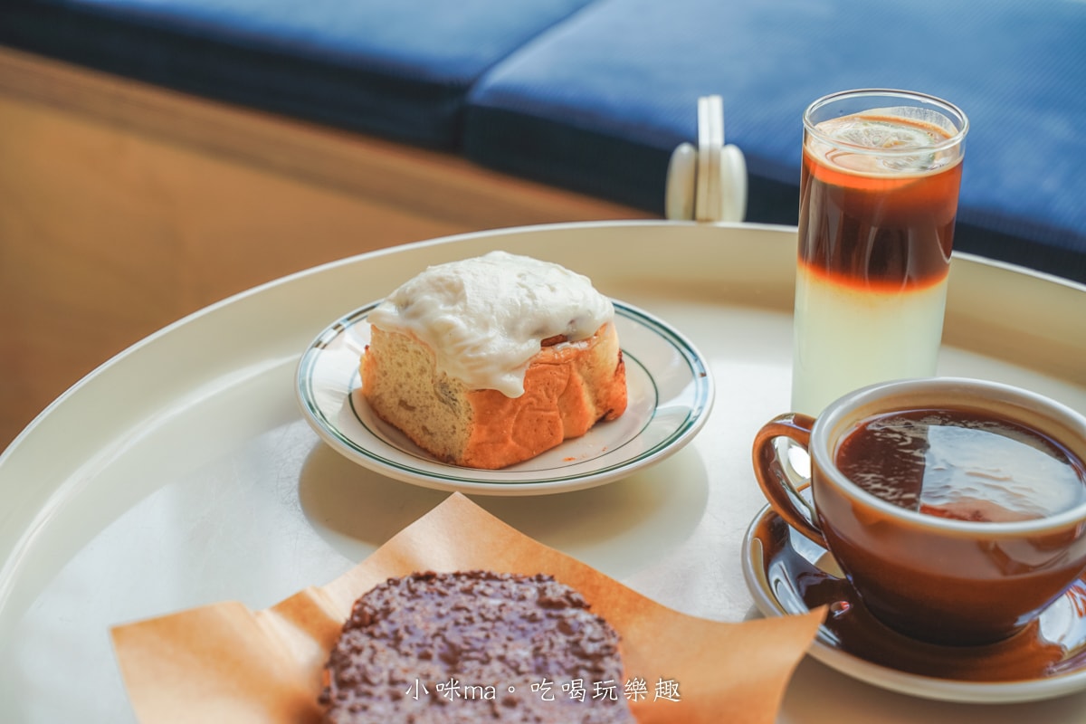 【中山站咖啡】AFAD CAFE中山選物店｜藏在二樓的韓系選物咖啡館，好拍又好逛！中山區美食