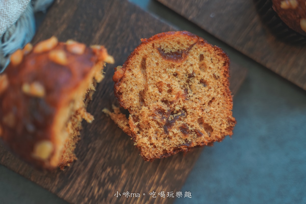 【中和蛋糕推薦】愛維爾手感烘培｜一吃就愛上的桂圓蛋糕開箱！冬季必備的濃香系甜點就是它~