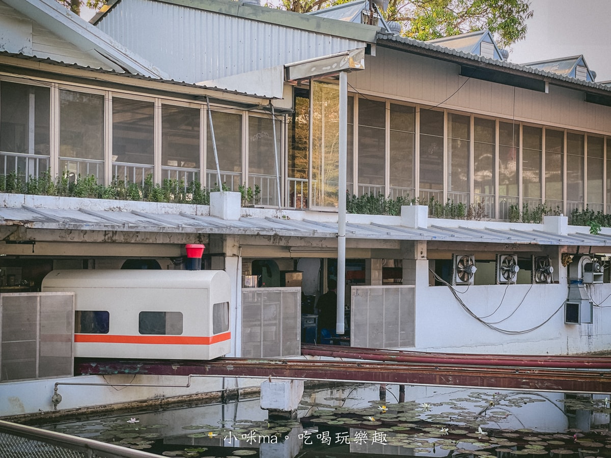 【高雄景觀餐廳推薦】翠湖水上景觀餐廳｜異國風情水上玻璃屋！高雄約會、家庭聚餐都超適合