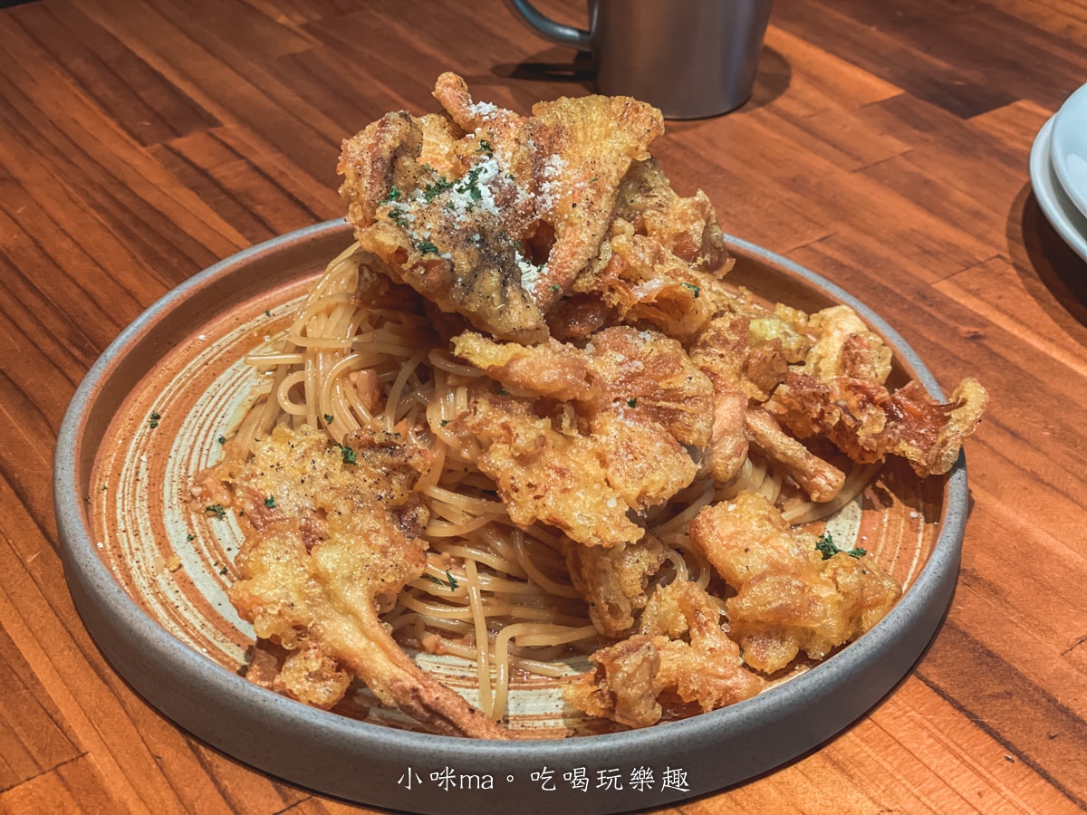 【大巨蛋美食推薦】PRESERVE 台北大巨蛋店｜全天候早午餐的質感蔬食餐廳，內用＋可頌酸種麵包外帶一次滿足！國父紀念館美食