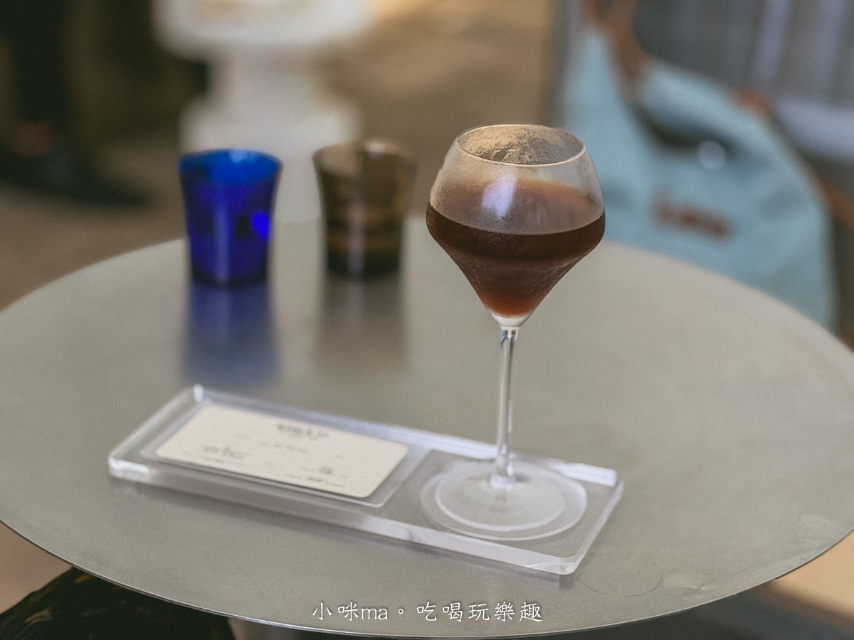 【青埔咖啡廳推薦】R.B.C COFFEE HEAD 咖啡專門店｜桃園最美太空艙預約制咖啡廳，精品手沖與甜點的完美結合