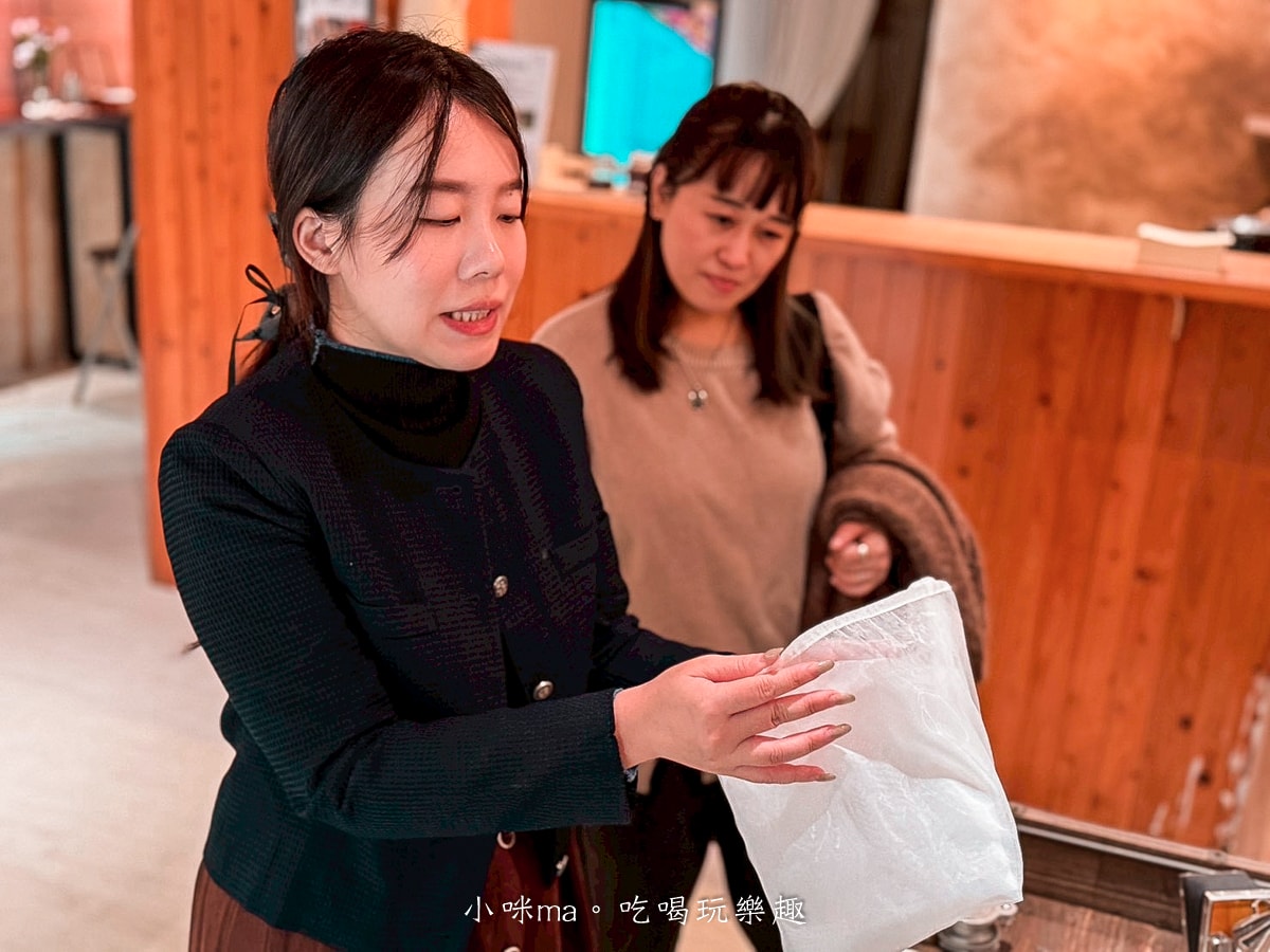 【大稻埕美食】滿誠蜂蜜 純蜂蜜專賣店｜蜂蜜全品項試吃、甜點體驗一次看！大稻埕伴手禮必逛亮點！
