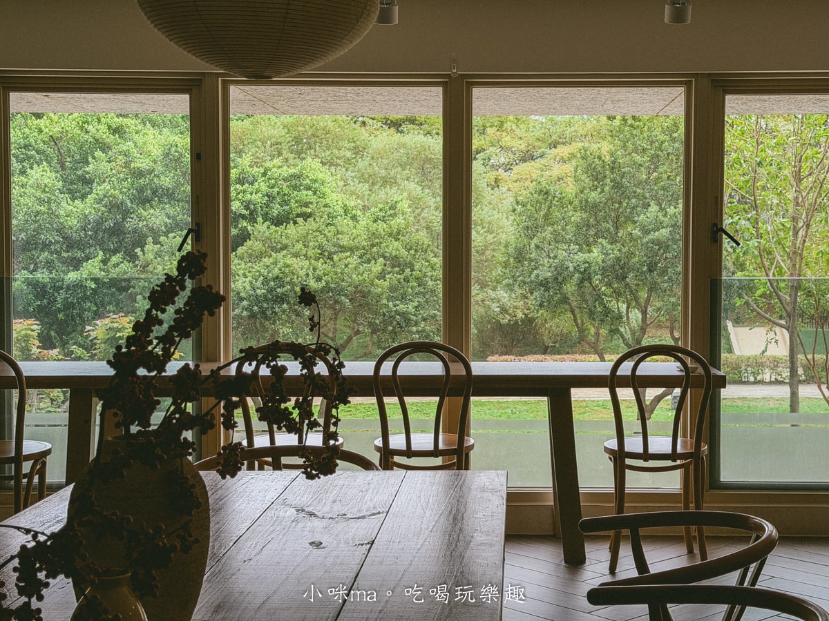 【桃園青埔美食推薦】皿皿 新中式定食料理|藏身橫山書法公園旁的極簡美學!必點金桂花梅子釀雞,享受最有儀式感的單人定食 - 第23張圖 【桃園青埔美食推薦】皿皿 新中式定食料理|藏身橫山書法公園旁的極簡美學!必點金桂花梅子釀雞,享受最有儀式感的單人定食