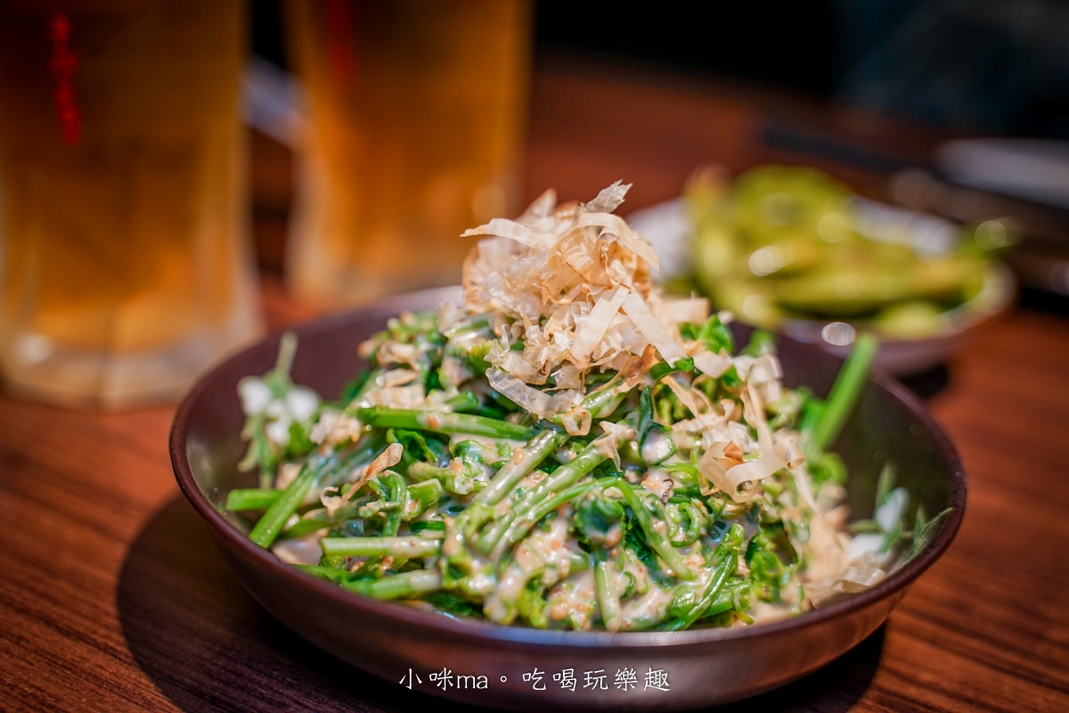 【中山林森北路居酒屋推薦】 鑫炭號居酒屋｜林森北路巷弄隱藏版美味！厚切牛舌、月見雞肉丸必點！朋友聚餐小酌超有氣氛