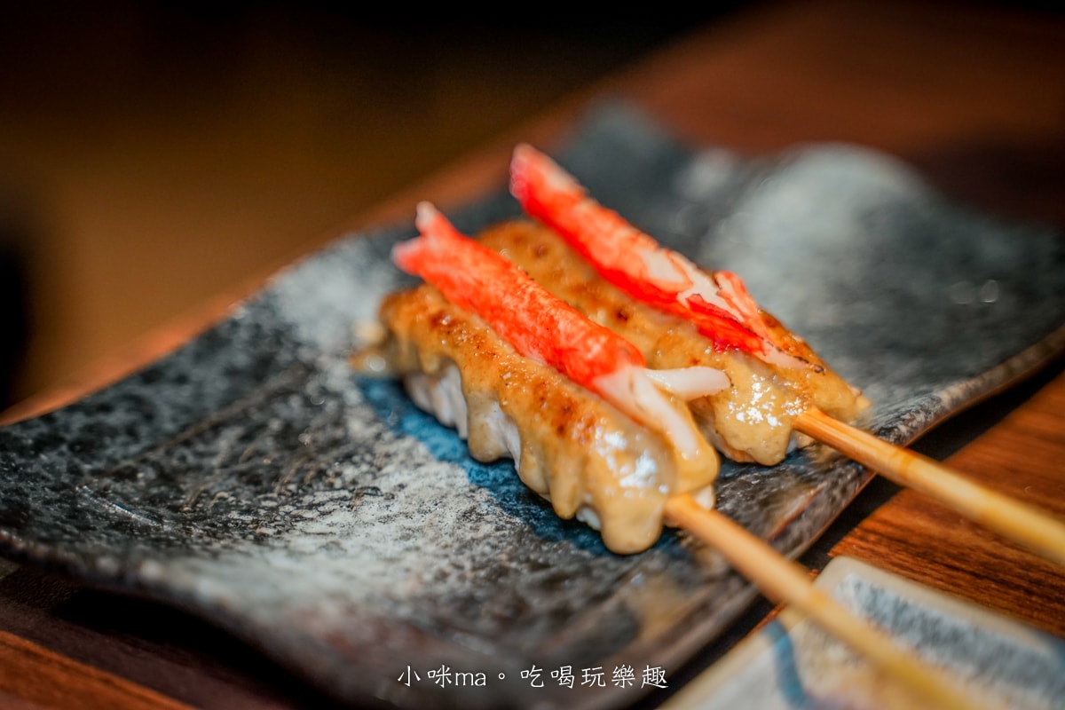 【中山林森北路居酒屋推薦】 鑫炭號居酒屋｜林森北路巷弄隱藏版美味！厚切牛舌、月見雞肉丸必點！朋友聚餐小酌超有氣氛