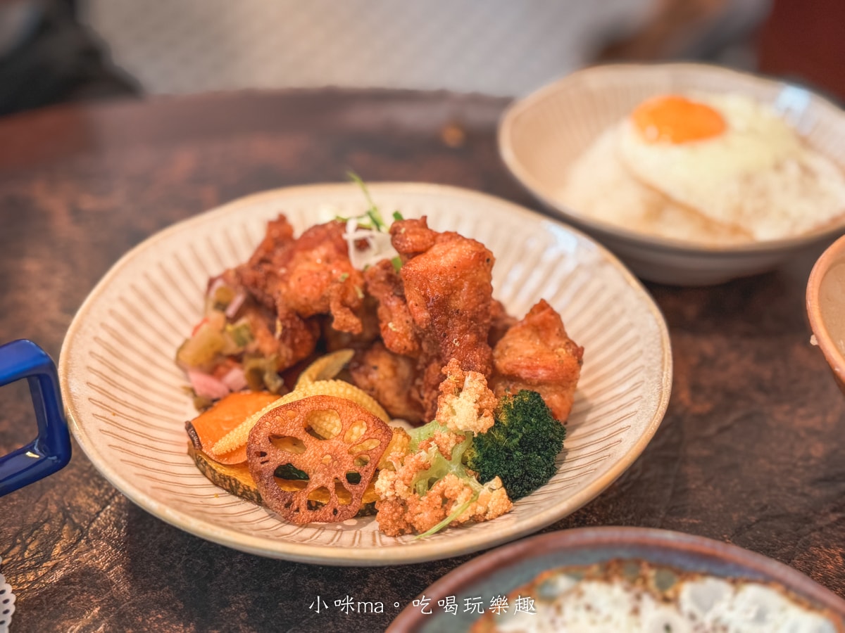 【公館美食】炭波波喫茶|昭和復古咖啡廳爆紅!漢堡排咖哩、布丁必吃,台電大樓下午茶推薦 - 第23張圖 【公館美食】炭波波喫茶|昭和復古咖啡廳爆紅!漢堡排咖哩、布丁必吃,台電大樓下午茶推薦