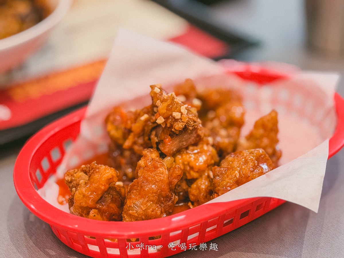 【內湖美食推薦】香港飯店0410|白種元韓式中華料理插旗內科!炸醬麵+洋釀炸雞必吃 - 第18張圖 內科必吃韓式炸雞香港飯店0410經典洋釀炸雞甜辣滋味