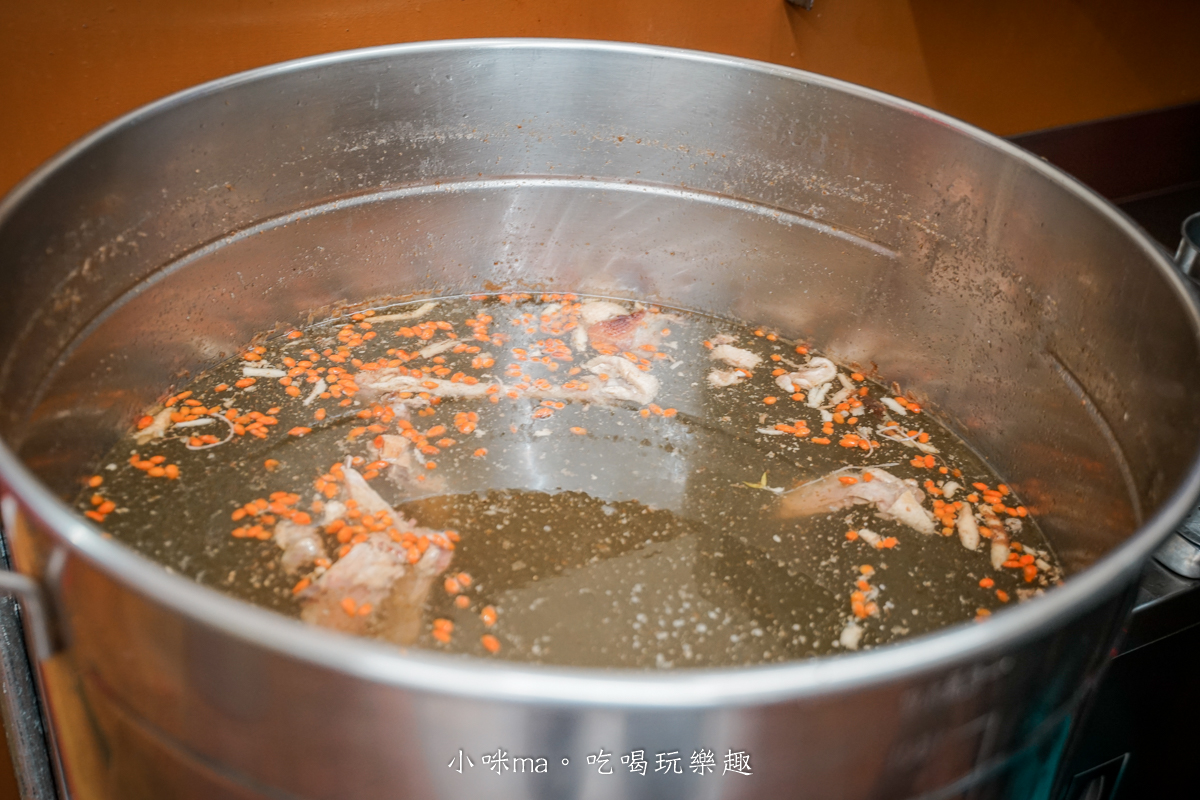 【板橋美食】呈信鵝肉 板橋中山店|每月1號免費鵝肉飯!永和排隊名店進駐,去骨鵝肉超加分 - 第9張圖 【板橋美食】呈信鵝肉 板橋中山店|每月1號免費鵝肉飯!永和排隊名店進駐,去骨鵝肉超加分