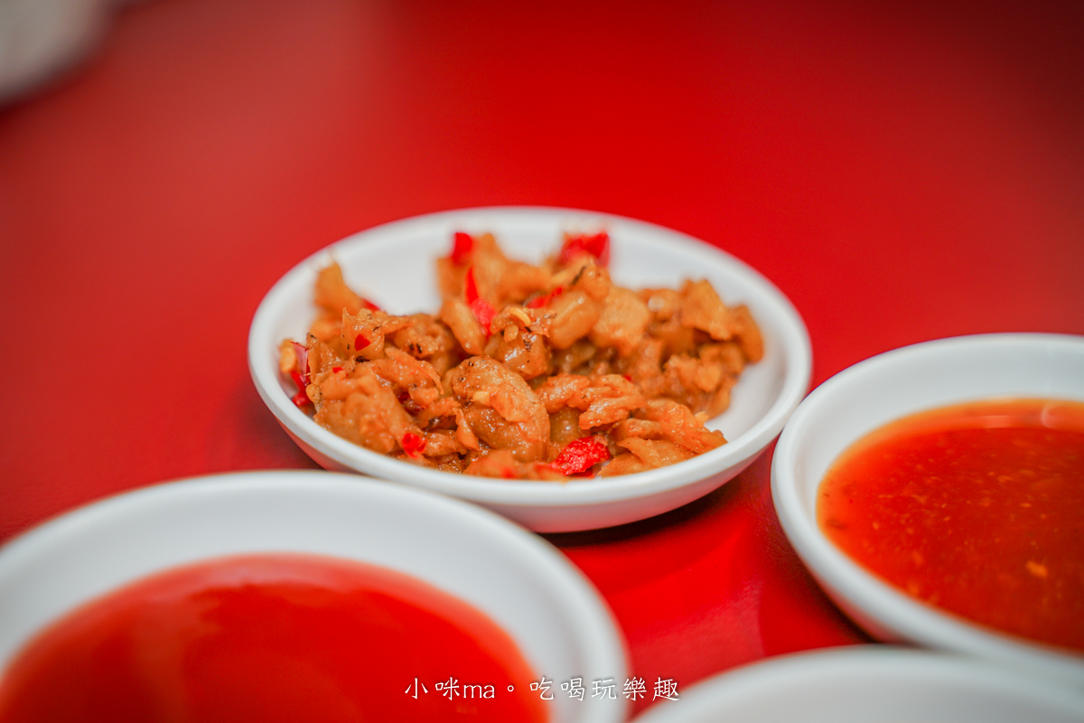 【板橋美食】呈信鵝肉 板橋中山店|每月1號免費鵝肉飯!永和排隊名店進駐,去骨鵝肉超加分 - 第14張圖 【板橋美食】呈信鵝肉 板橋中山店|每月1號免費鵝肉飯!永和排隊名店進駐,去骨鵝肉超加分