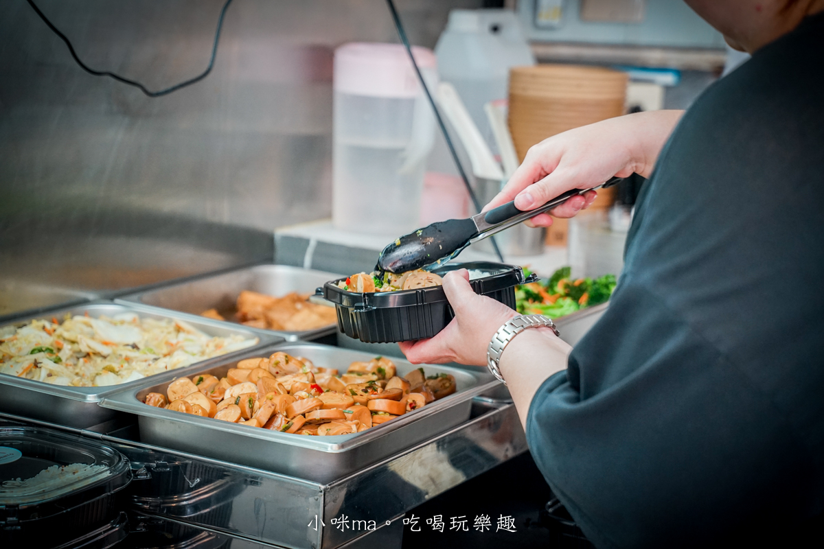 【桃園美食】米食bento|隱身同安黃昏市場的超人氣神級便當!現點現做11款手作美味,藝文特區外帶便當推薦(附線上點餐、外送資訊) - 第7張圖 【桃園美食】米食bento|隱身同安黃昏市場的超人氣神級便當!現點現做11款手作美味,藝文特區外帶便當推薦(附線上點餐、外送資訊)