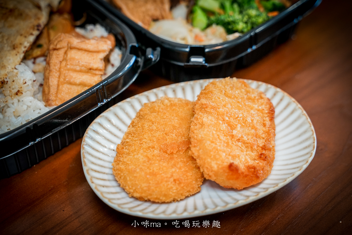 【桃園美食】米食bento|隱身同安黃昏市場的超人氣神級便當!現點現做11款手作美味,藝文特區外帶便當推薦(附線上點餐、外送資訊) - 第22張圖 【桃園美食】米食bento|隱身同安黃昏市場的超人氣神級便當!現點現做11款手作美味,藝文特區外帶便當推薦(附線上點餐、外送資訊)